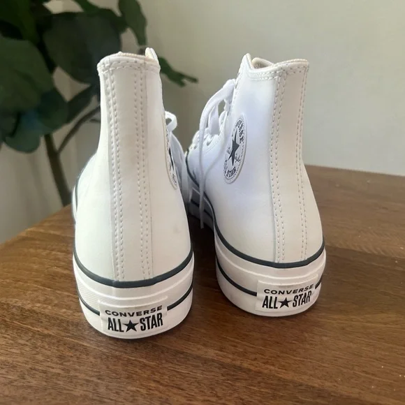 Converse Chuck Taylor All Star Platform White Leather High-Tops NWOT - Picture 4 of 16